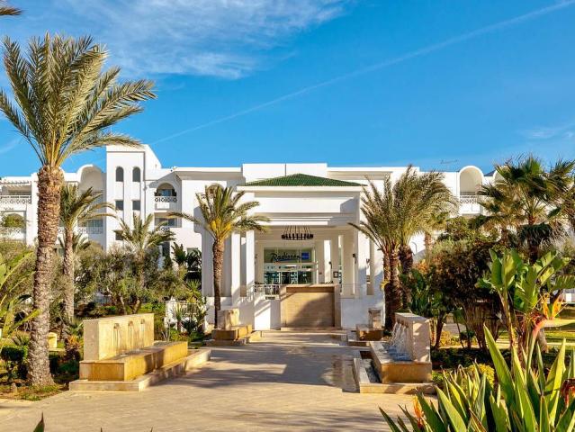 Radisson Blue Palace Resort & Thalasso