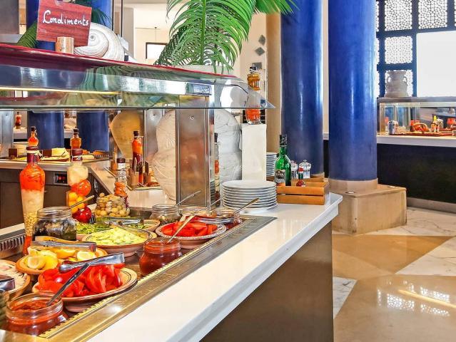 Radisson Blue Palace Resort & Thalasso