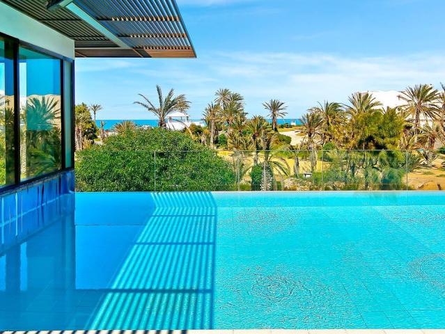 Radisson Blue Palace Resort & Thalasso