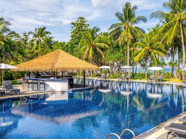 Sunprime Kamala Beach Resort