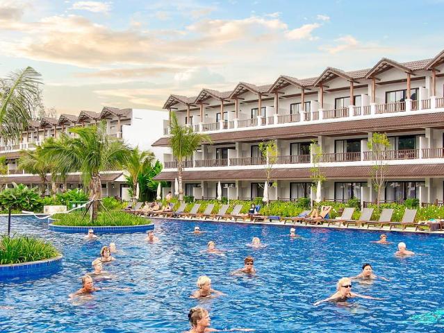 Sunprime Kamala Beach Resort