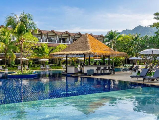 Sunprime Kamala Beach Resort
