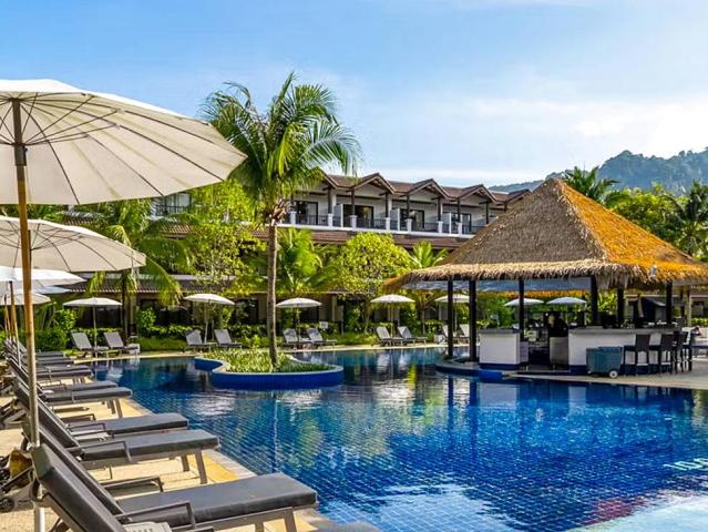 Sunprime Kamala Beach Resort