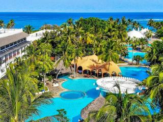 Southern Palms Beach Resort