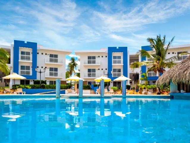 Hesperia Playa El Agua