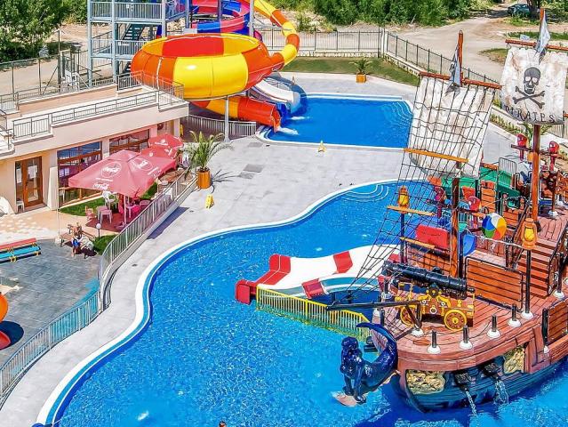 Hermes Alexandria Club