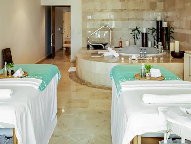 Casa Colonial Beach & Spa