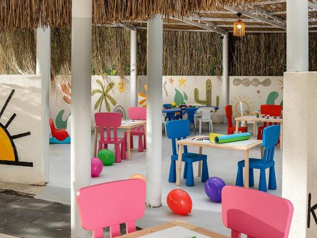 Arin Resort