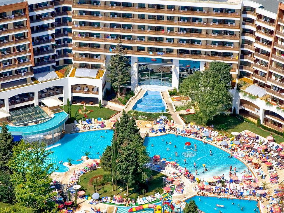 Flamingo Grand Hotel & Spa
