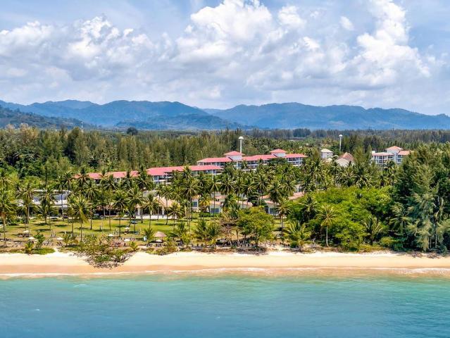 Kantary Beach