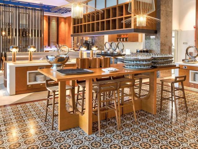 Movenpick Resort Waverly