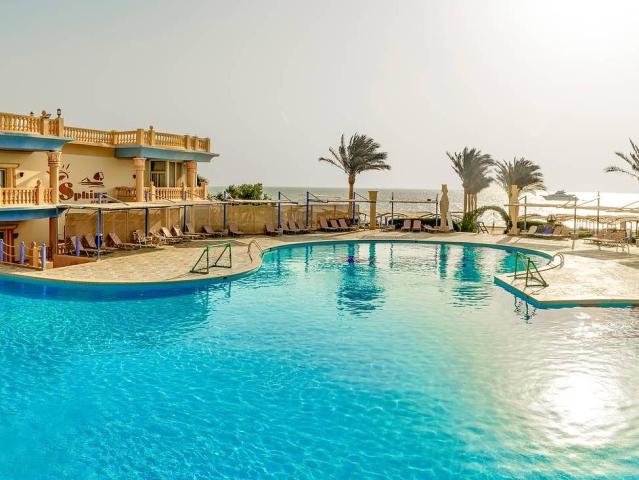Sphinx Aqua Park Beach