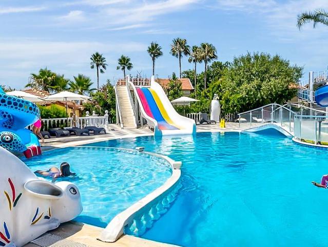 Riverside Garden Resort