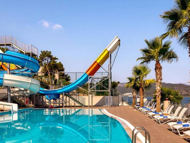 Blue Dreams Resort