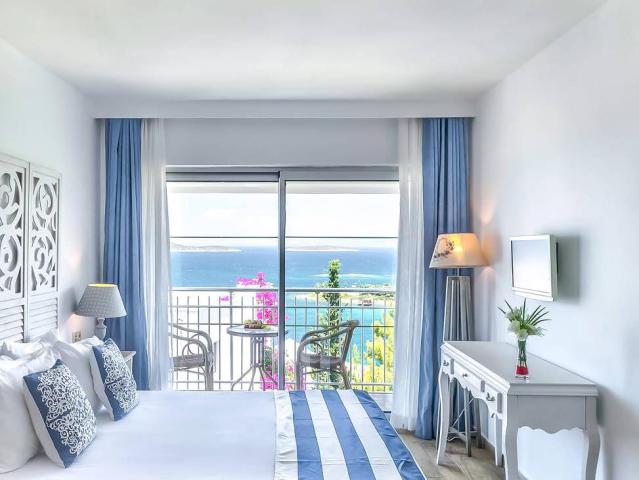 Blue Dreams Resort