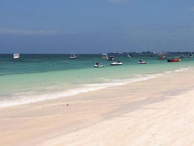 Kenya Bay Beach