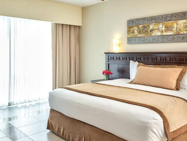 BlueBay Grand Esmeralda