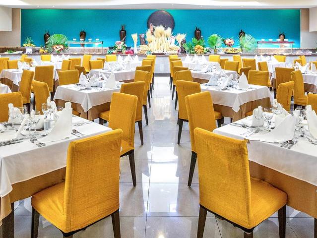 BlueBay Grand Esmeralda