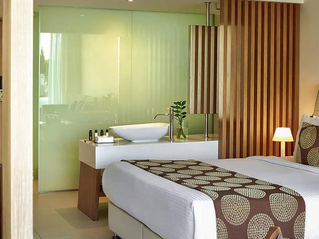 Ixian Grand & Ixian All Suites