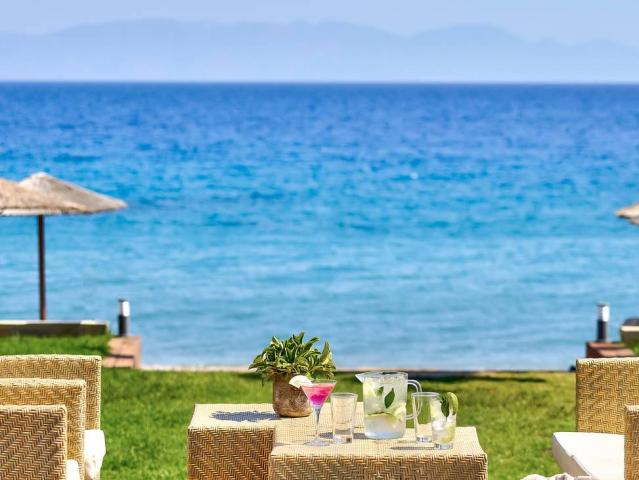 Ixian Grand & Ixian All Suites