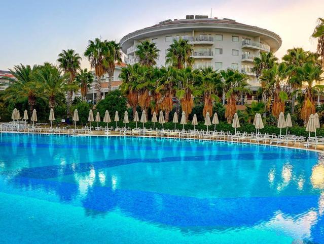 Seaden Sea World Resort