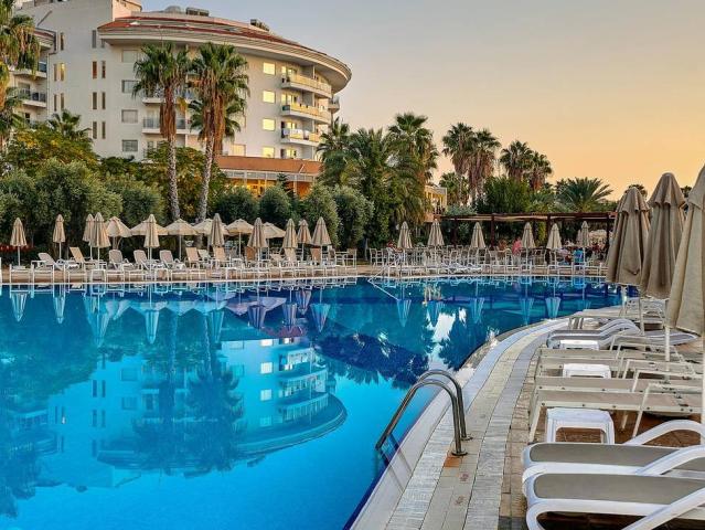 Seaden Sea World Resort