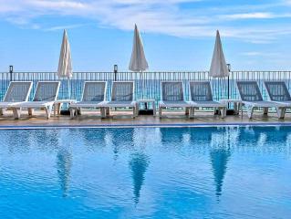Floria Beach