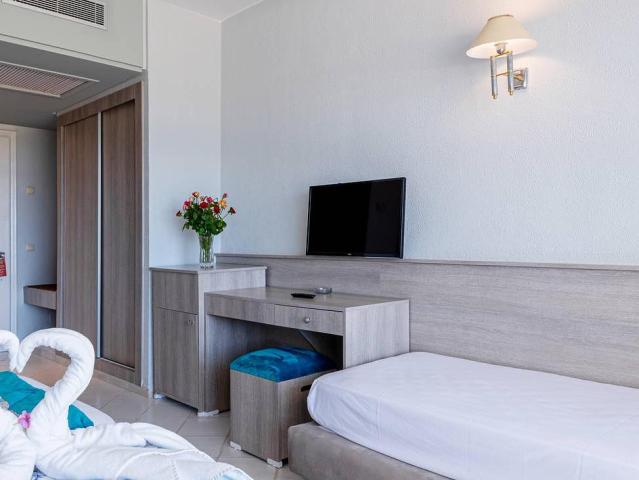 Ramada Liberty