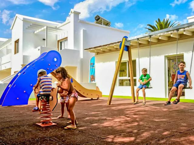 Labranda Corralejo Village