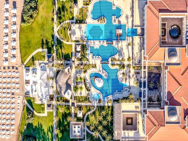 Kempinski Hotel The Dome