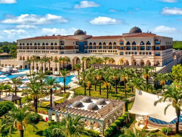 Kempinski Hotel The Dome