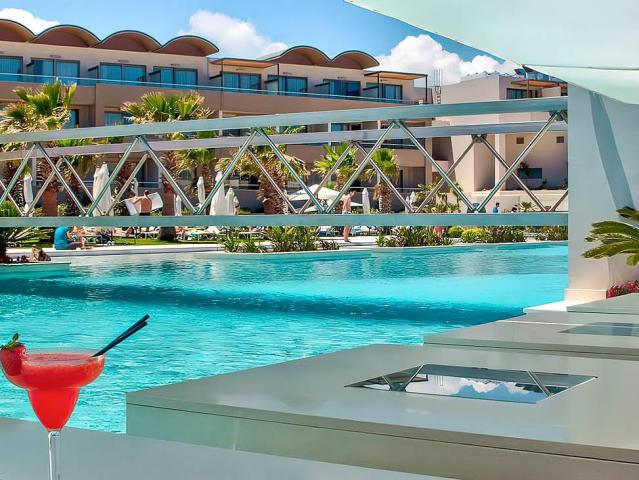 Avra Imperial Beach Resort & Spa