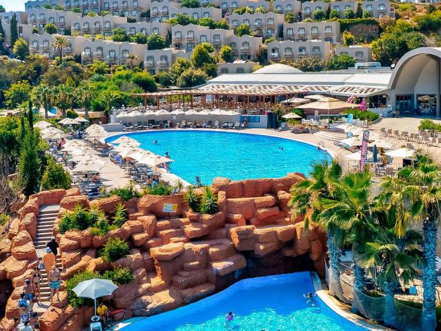 Yasmin Bodrum Resort