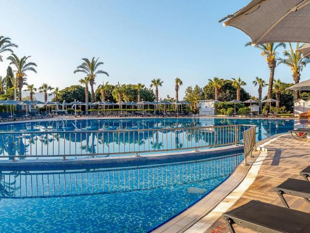 Yasmin Bodrum Resort