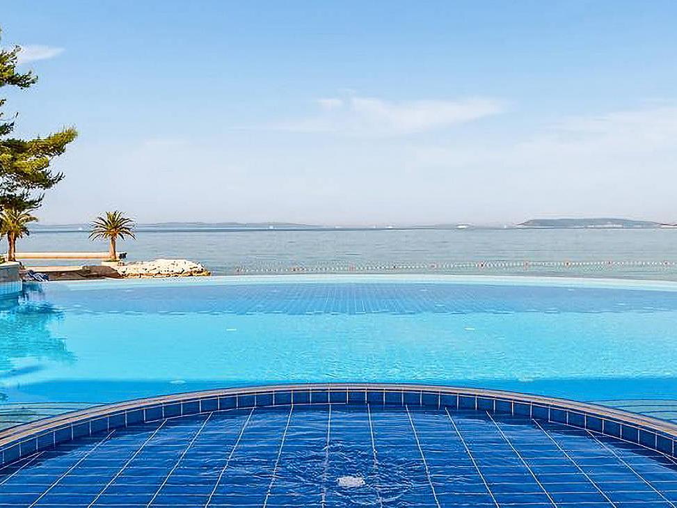 Le Meridien Lav