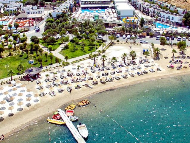 Jasmin Beach