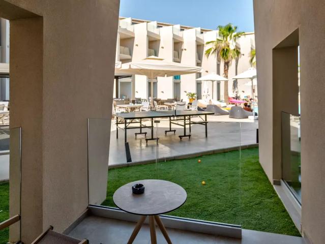 White Olive Elite Rethymno