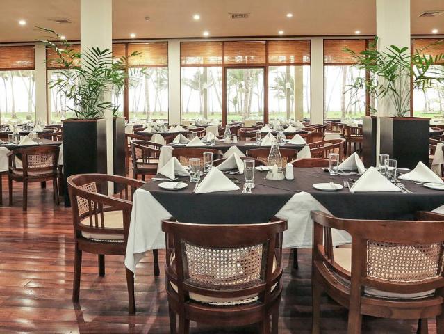 The Blue Water Hotel & SPA