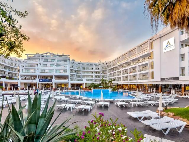 Aqua Hotel Aquamarina & SPA