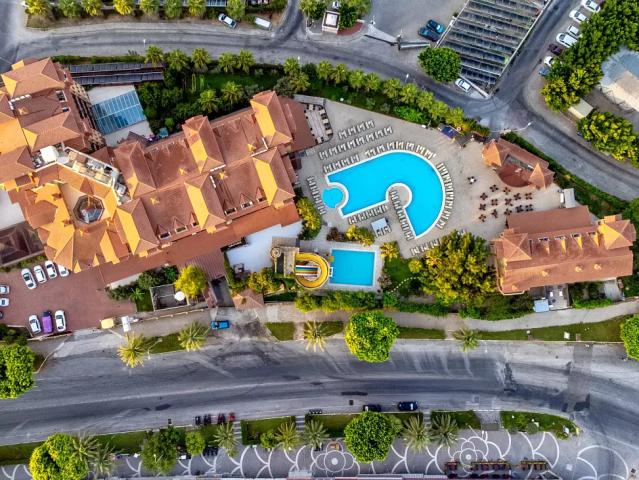 Villa Side Hotel