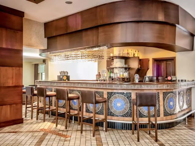 Villa Side Hotel