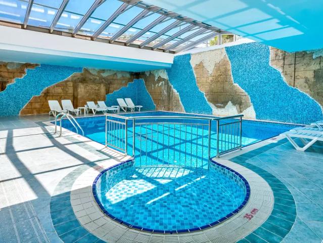 Villa Side Hotel