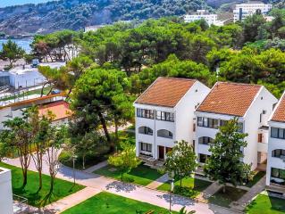 Otrant Villas