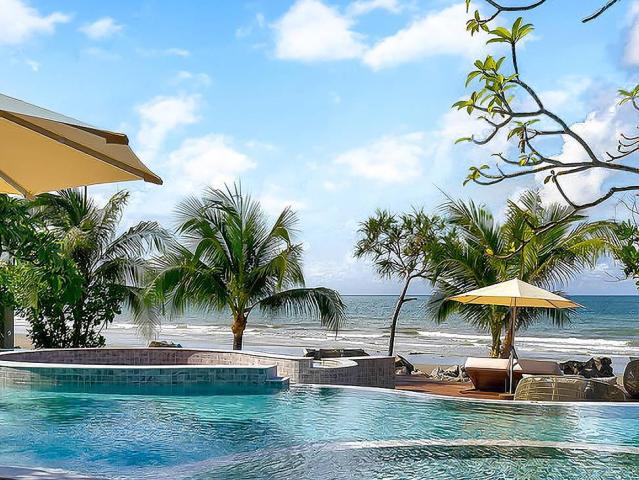Mercure Rayong Lomtalay Villas and Resort