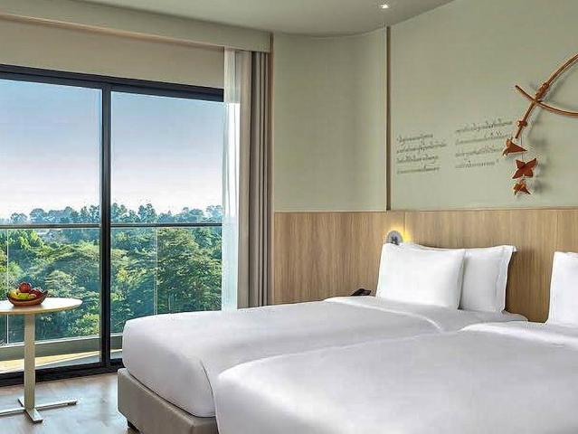 Mercure Rayong Lomtalay Villas and Resort