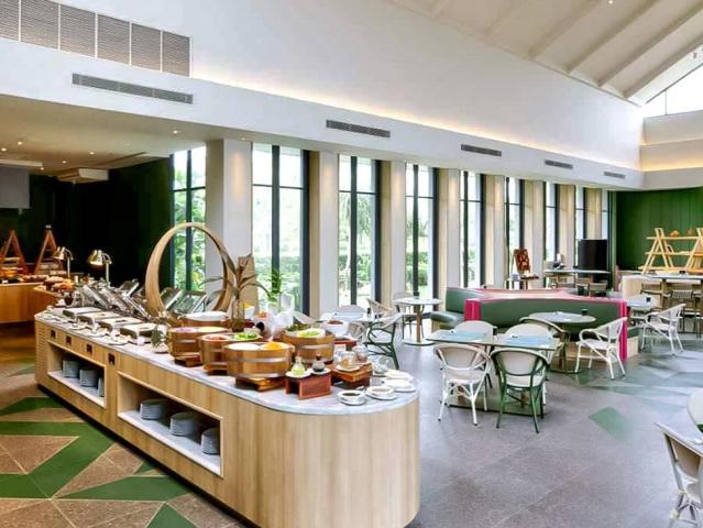 Mercure Rayong Lomtalay Villas and Resort