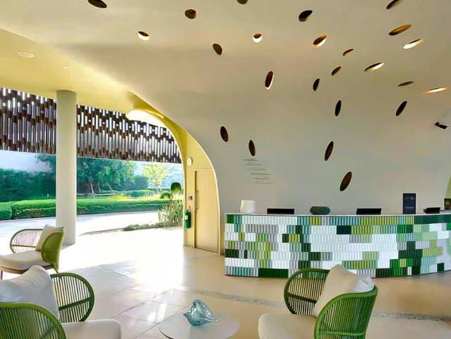 Mercure Rayong Lomtalay Villas and Resort