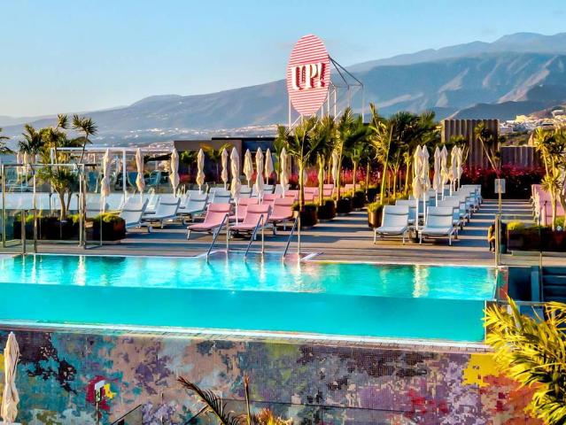 Spring Hotel Bitacora