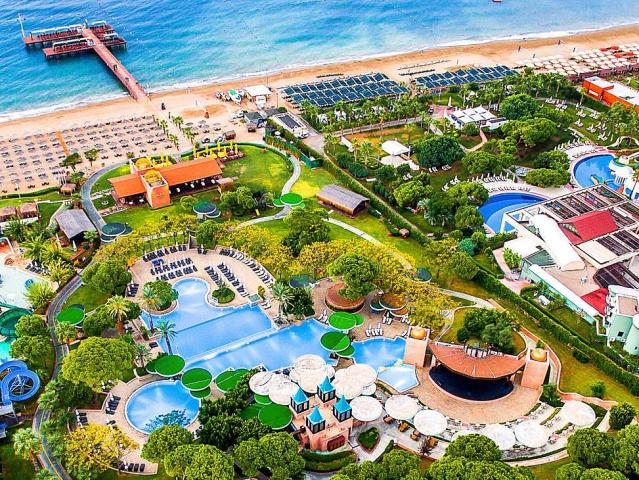 Gloria Verde Resort