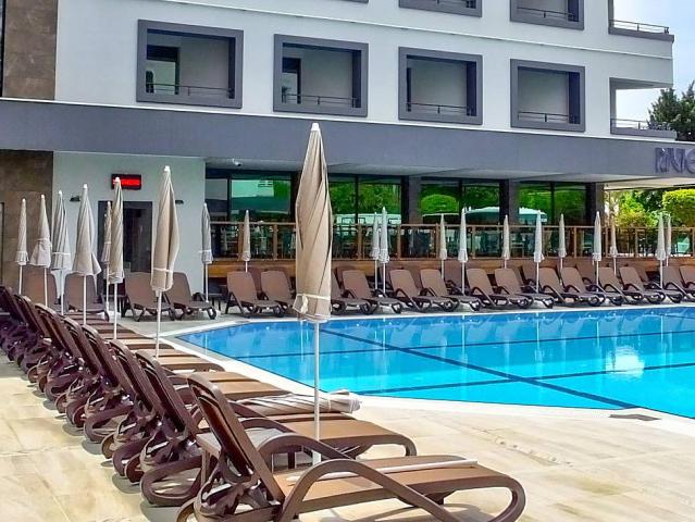 Riviera Zen